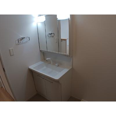 テラ　ディエス　ルーナ　Ａ 102【管理NO：1-028431301-01020】 ★家具家電は申し込み後に搬入します★の物件画像