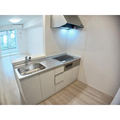 コスタ・ルーチェ 104【管理NO：1-028393801-01040】 ★家具家電は申し込み後に搬入しますの物件画像