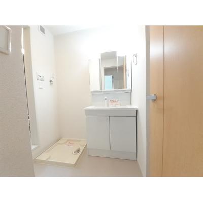 エスペランサ 102【管理NO：1-023872801-01020】 ★家具家電は申し込み後に搬入します★の物件画像
