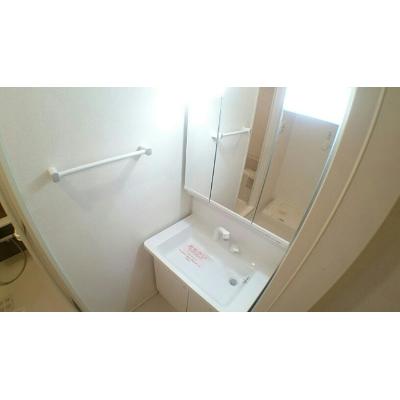 オーフィールドⅢ　Ａ 102【管理NO：1-023834201-01020】 ★家具家電は申し込み後に搬入します★の物件画像