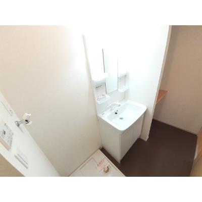 ラニエ・ガーデン 101【管理NO：1-019045701-01010】 ★家具家電は申し込み後に搬入します★の物件画像