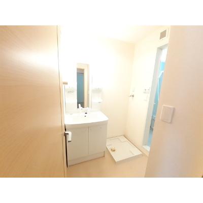 ベル・ドゥース・コッティ 103【管理NO：1-017641101-01030】 ★家具家電は申し込み後に搬入しますの物件画像