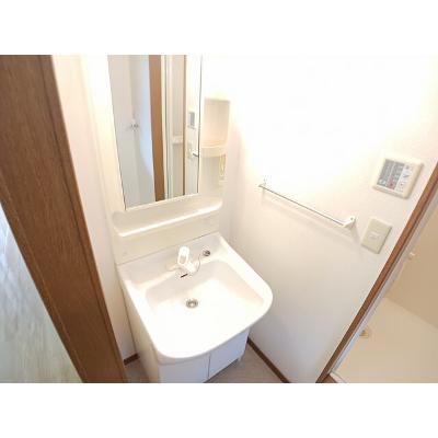 プラシードＩ 203【管理NO：1-012208001-02030】 ★家具家電は申し込み後に搬入します★の物件画像