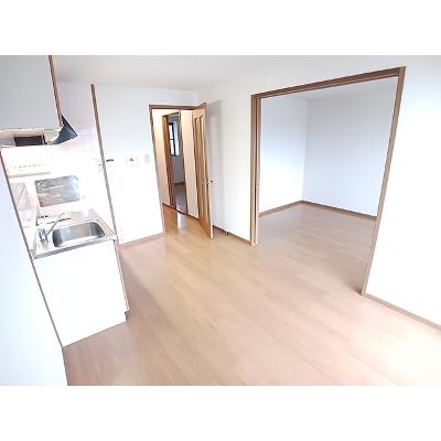リバーサイド　アイ 203【管理NO：1-010219801-02030】 ★家具家電は申し込み後に搬入します★の物件画像