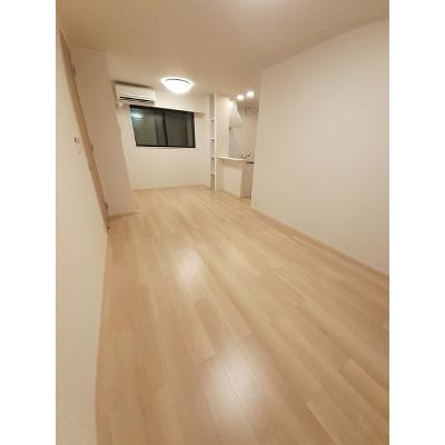 グローブ　Ａ 103【管理NO：1-027445001-01030】 ★家具家電は申し込み後に搬入します★の物件画像