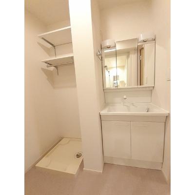 グローブ　Ａ 103【管理NO：1-027445001-01030】 ★家具家電は申し込み後に搬入します★の物件画像