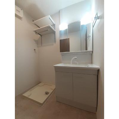 グラン　フォーレ　Ⅱ 102【管理NO：1-027270302-01020】 ★家具家電は申し込み後に搬入しますの物件画像