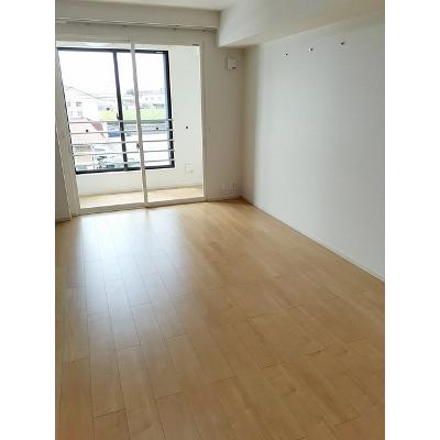 リトルガーデン 204【管理NO：1-025095701-02040】 ★家具家電は申し込み後に搬入します★の物件画像