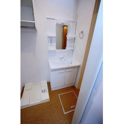 アヴニール　ベルⅢ 203【管理NO：1-023401103-02030】 ★家具家電は申し込み後に搬入します★の物件画像