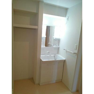 アールⅢ 101【管理NO：1-021823203-01010】 ★家具家電は申し込み後に搬入します★の物件画像