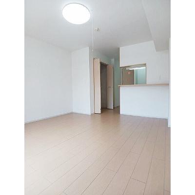 ＳＵＮ・ＢＲＩＧＨＴ 104【管理NO：1-017579201-01040】 2026年07月中旬入居可能の物件画像