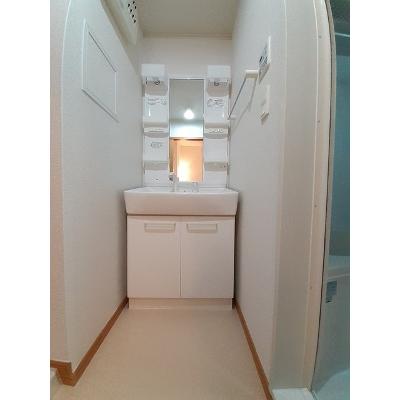 レジデンス稲富　Ｂ 204【管理NO：1-015446302-02040】 ★家具家電は申し込み後に搬入します 2026年07月中旬入居可能の物件画像