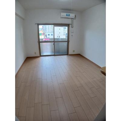 フォーウィルズコート 305【管理NO：1-013963101-03050】 ★家具家電は申し込み後に搬入します★の物件画像