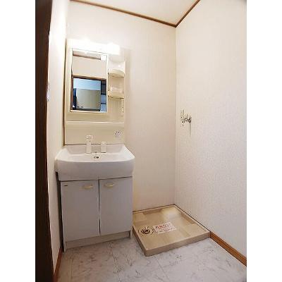 マーベラスＫⅡ 101【管理NO：1-011606501-01010】 ★家具家電は申し込み後に搬入します★の物件画像
