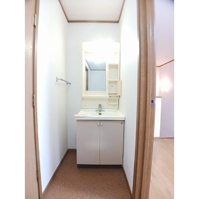 メープルタウンＢ 202【管理NO：1-009766502-02020】 ★家具家電は申し込み後に搬入します★の物件画像