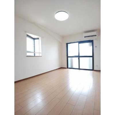 ペルレパークＢ 301【管理NO：1-007997601-03010】 ★家具家電は申し込み後に搬入しますの物件画像