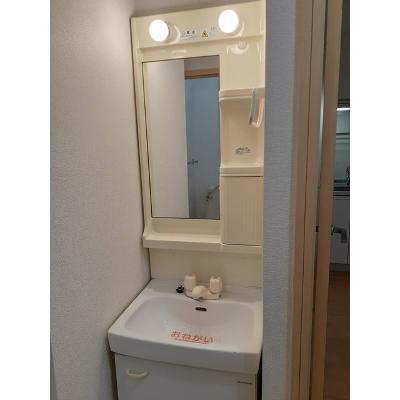 メルクルメＢ 101【管理NO：1-004936502-01010】 ★家具家電は申し込み後に搬入します★の物件画像