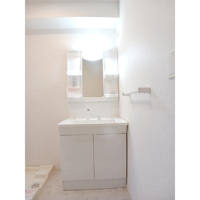 ジュネス 201【管理NO：1-023654601-02010】 ★家具家電は申し込み後に搬入します★の物件画像