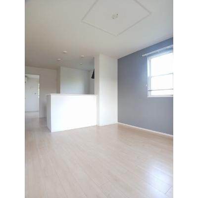 スマイル　リョウ 203【管理NO：1-022995801-02030】 ★家具家電は申し込み後に搬入します★の物件画像