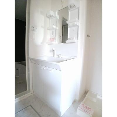 スマイル　リョウ 203【管理NO：1-022995801-02030】 ★家具家電は申し込み後に搬入します★の物件画像