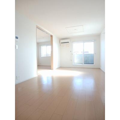 パストラーレ 203【管理NO：1-019428801-02030】 ★家具家電は申し込み後に搬入します★の物件画像
