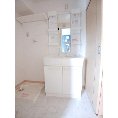 グリーンハイツ鷹取 203【管理NO：1-015735401-02030】 ★家具家電は申し込み後に搬入しますの物件画像