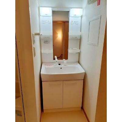 パラッツオⅡ 201【管理NO：1-015458501-02010】 ★家具家電は申し込み後に搬入します★の物件画像