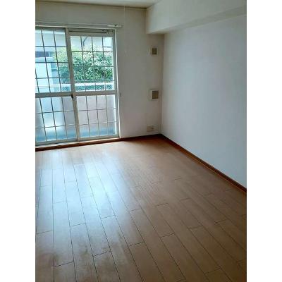 ラミアカ－メラ　ウーノ 103【管理NO：1-014329801-01030】 ★家具家電は申し込み後に搬入します★の物件画像