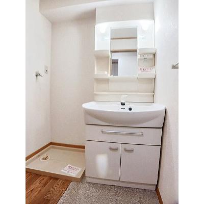 グレースなごみＢ 102【管理NO：1-012932202-01020】 ★家具家電は申し込み後に搬入します★の物件画像