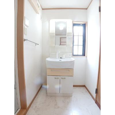 セレーノ 201【管理NO：1-012768301-02010】 ★家具家電は申し込み後に搬入します★の物件画像