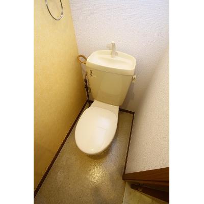 フロール 201【管理NO：1-010062001-02010】 2026年07月下旬入居可能の物件画像