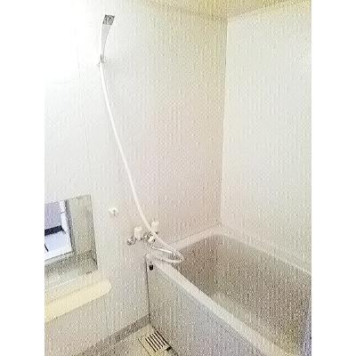 クレストール高島 102【管理NO：1-007592501-01020】 ★家具家電は申し込み後に搬入します★の物件画像