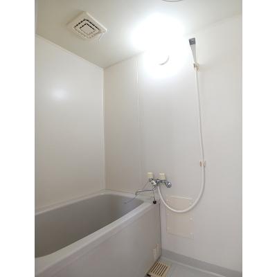 クレストールＢ 101【管理NO：1-007244602-01010】 ★家具家電は申し込み後に搬入します★の物件画像