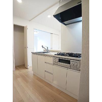 リーヴⅡ 204【管理NO：1-027338302-02040】 ★家具家電は申し込み後に搬入します★の物件画像