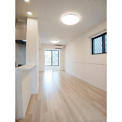 リーヴⅡ 101【管理NO：1-027338302-01010】 ★家具家電は申し込み後に搬入します★の物件画像