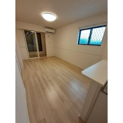 トレスプエンテ　Ⅱ 103【管理NO：1-026973602-01030】 ★家具家電は申し込み後に搬入します★の物件画像