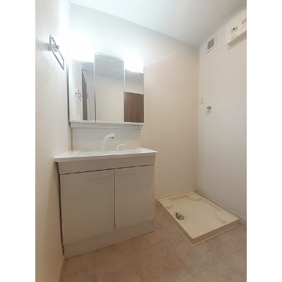 トレスプエンテ　Ⅰ 105【管理NO：1-026973601-01050】 ★家具家電は申し込み後に搬入します★の物件画像
