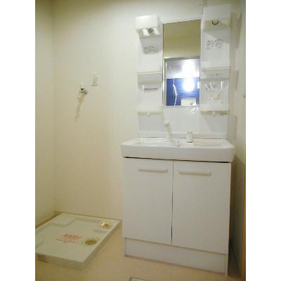 シャングリラⅡ 201【管理NO：1-018853501-02010】 ★家具家電は申し込み後に搬入します★の物件画像