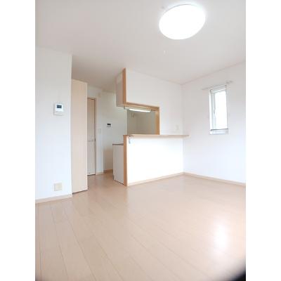 ベルコリ－ヌＡ 201【管理NO：1-015714301-02010】 ★家具家電は申し込み後に搬入します★の物件画像