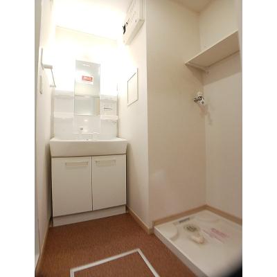 ベルコリ－ヌＡ 201【管理NO：1-015714301-02010】 ★家具家電は申し込み後に搬入します★の物件画像