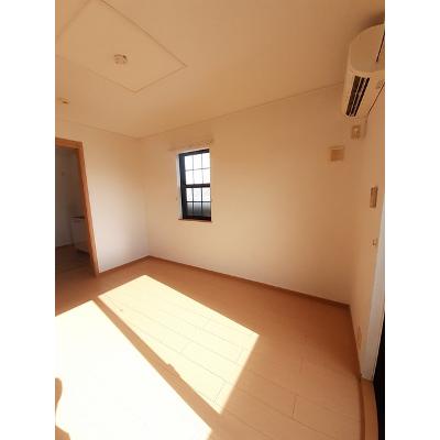 グランディ－ルＡ 103【管理NO：1-014633701-01030】 ★家具家電は申し込み後に搬入します★の物件画像