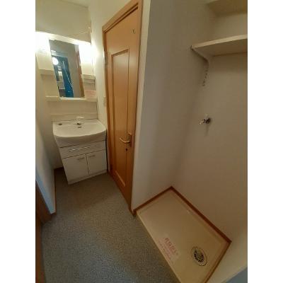 グランディ－ルＡ 103【管理NO：1-014633701-01030】 ★家具家電は申し込み後に搬入します★の物件画像