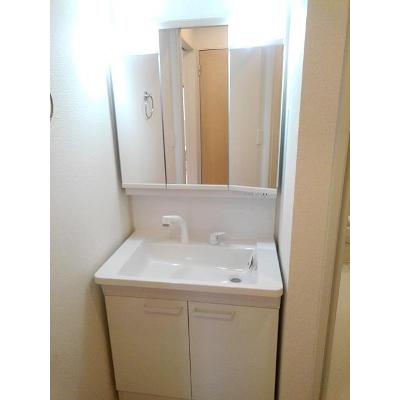 プリムラ　参番館 201【管理NO：1-024810201-02010】 ★家具家電は申し込み後に搬入します★の物件画像