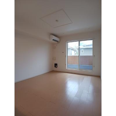カーサグラートⅢ 203【管理NO：1-018908201-02030】 ★家具家電は申し込み後に搬入しますの物件画像