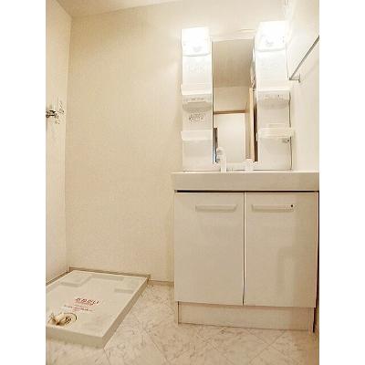 カーサグラートⅢ 202【管理NO：1-018908201-02020】 ★家具家電は申し込み後に搬入しますの物件画像