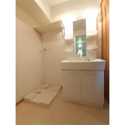 サンリットスクエアＡ 103【管理NO：1-015309601-01030】 ★家具家電は申し込み後に搬入します 2026年07月下旬入居可能の物件画像