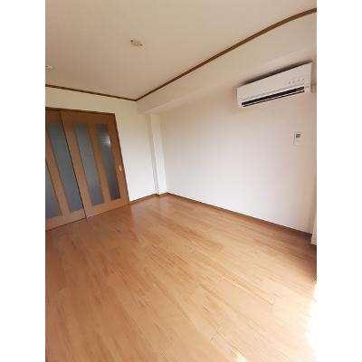 フォーエバーサニー 102【管理NO：1-011761201-01020】 ★家具家電は申し込み後に搬入します 2026年07月上旬入居可能の物件画像