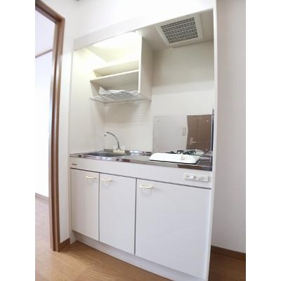 サマーパイン 202【管理NO：1-010947701-02020】 ★家具家電は申し込み後に搬入しますの物件画像