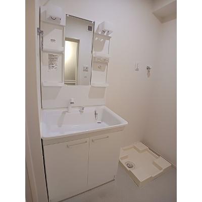 シャトー・プルミエール 204【管理NO：1-021708401-02040】 ★家具家電は申し込み後に搬入します★の物件画像