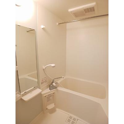 ロマネスク　Ａ 102【管理NO：1-014569401-01020】 ★家具家電は申し込み後に搬入しますの物件画像